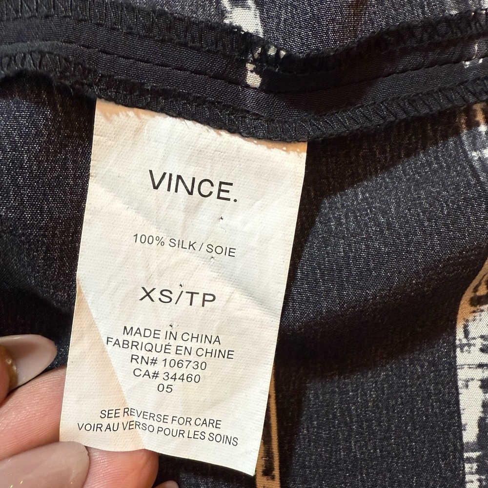 Vince 100% Silk Tunic Dress XS‎ Black V-Neck Minimalist Quiet Luxury Oversized - Picture 9 of 10
